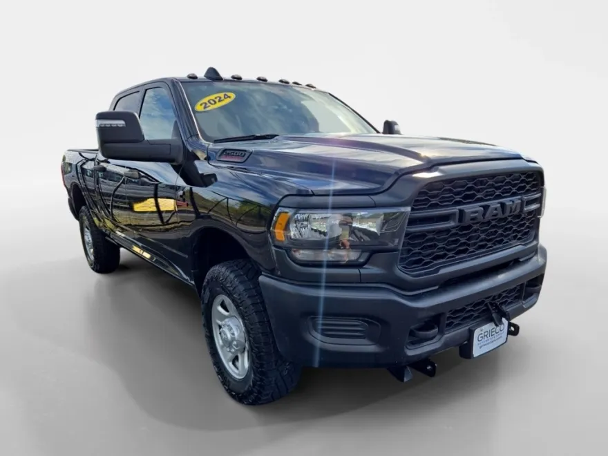 2024 Ram 2500 Tradesman photo 1