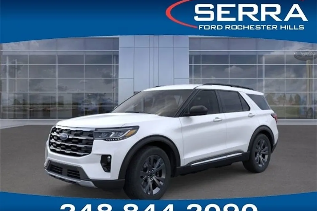 2025 Ford Explorer photo 1