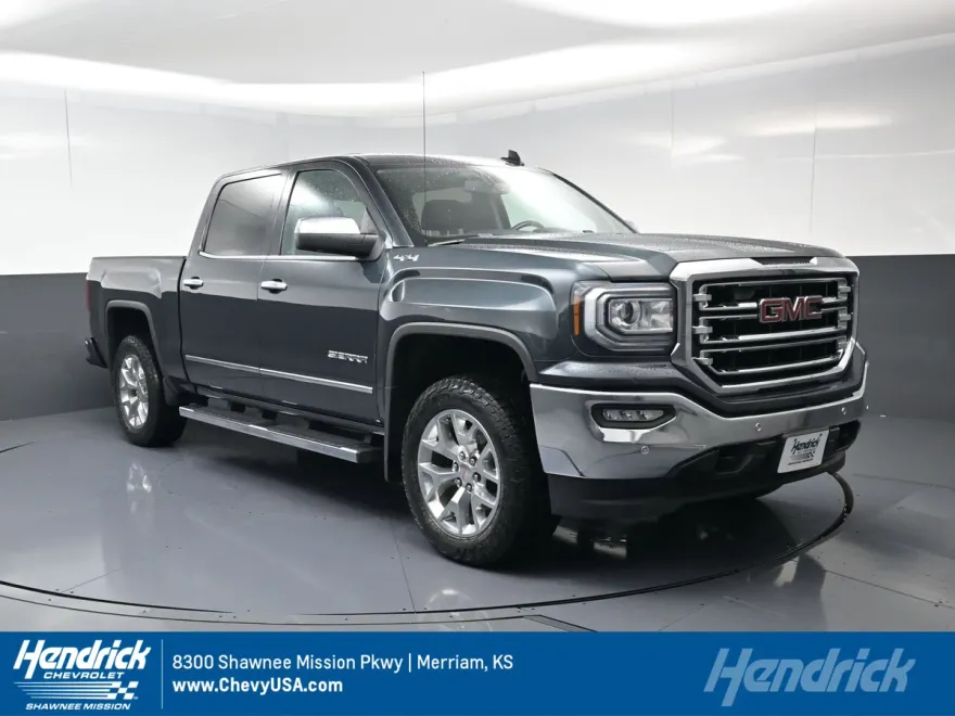 2017 Gmc Sierra SLT photo 1