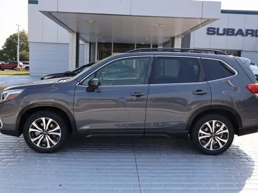 2020 Subaru Forester Limited photo 1