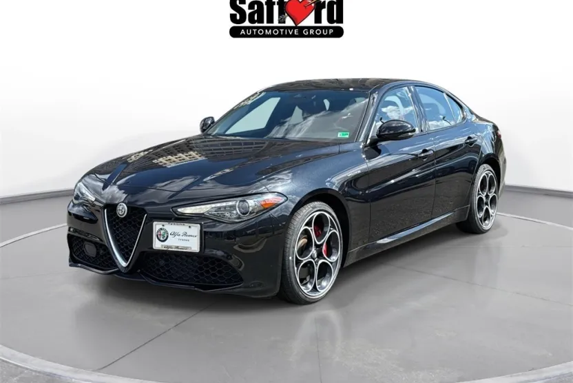 2022 Alfa Romeo Giulia Ti - VELOCE photo 1