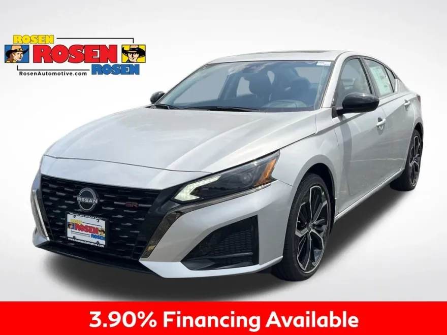 2025 Nissan Altima 2.5 SR photo 1