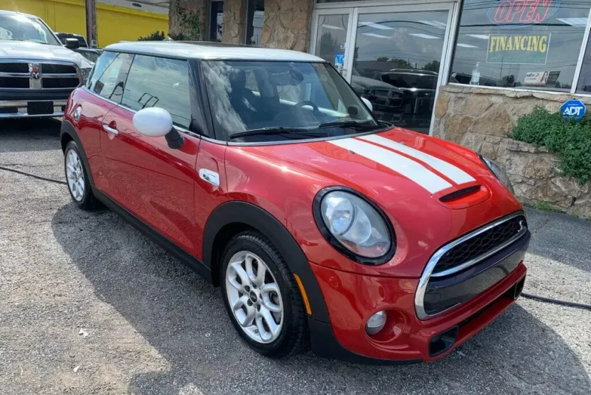 2018 Mini Cooper S Hardtop 2 Door photo 1