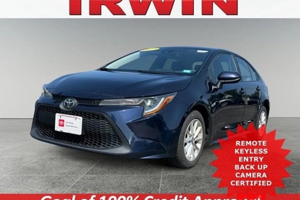2022 Toyota Corolla LE photo 1