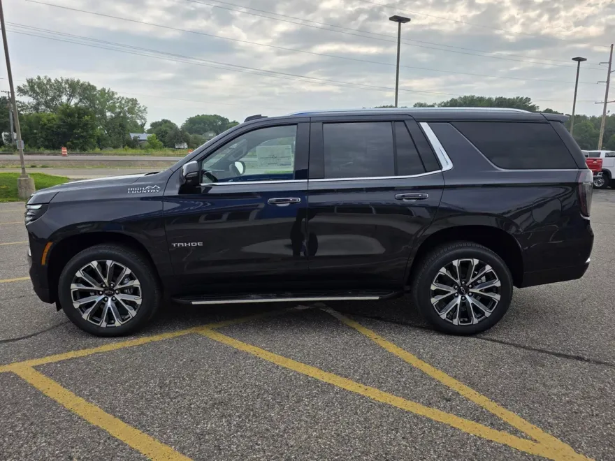 2025 Chevrolet Tahoe High Country photo 1