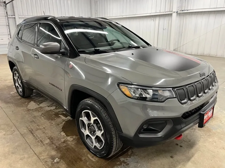 2022 Jeep Compass Trailhawk photo 1