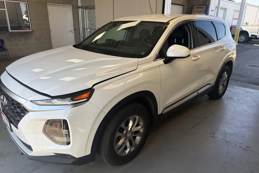 2019 Hyundai Santa Fe SEL photo 1