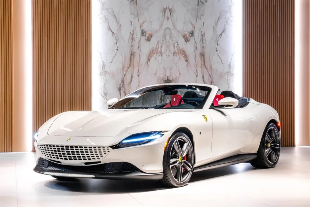 2025 Ferrari Roma Spider photo 1