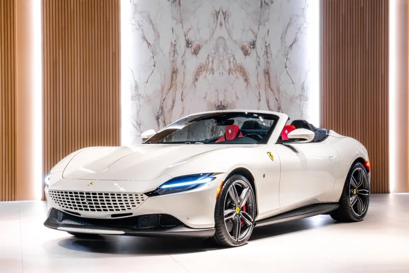 2025 Ferrari Roma Spider photo 1