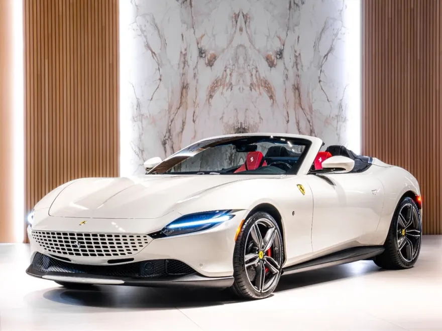2025 Ferrari Roma Spider photo 1