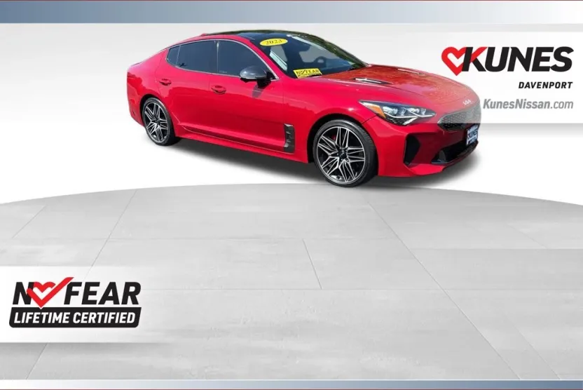 2023 Kia Stinger GT2 photo 1