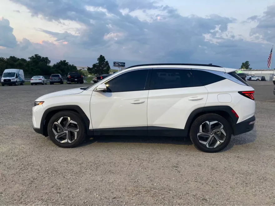 2024 Hyundai Tucson Limited photo 1