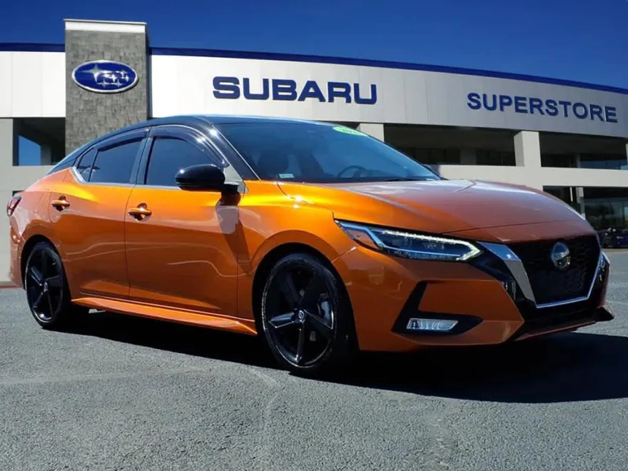 2021 Nissan Sentra SR photo 1