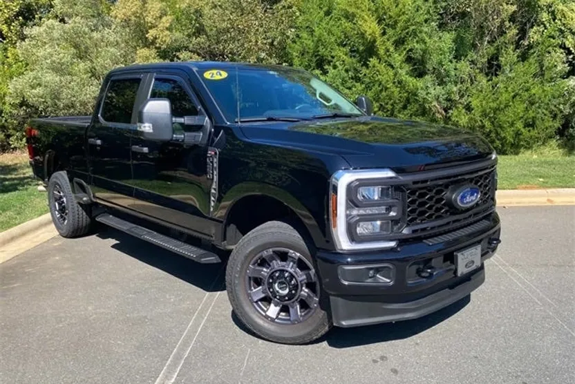2024 Ford F-250 photo 1