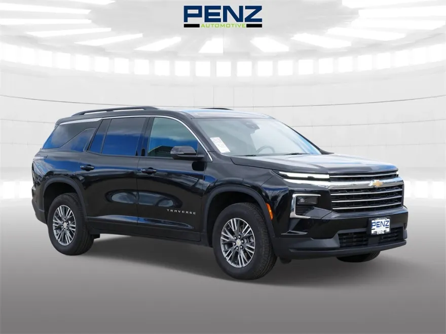 2025 Chevrolet Traverse photo 1
