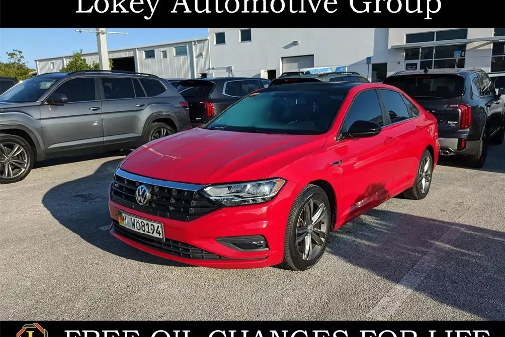 2020 Volkswagen Jetta SE R-Line photo 1