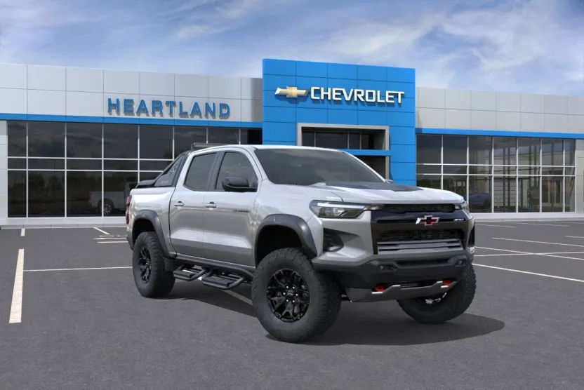 2025 Chevrolet Colorado ZR2 photo 1