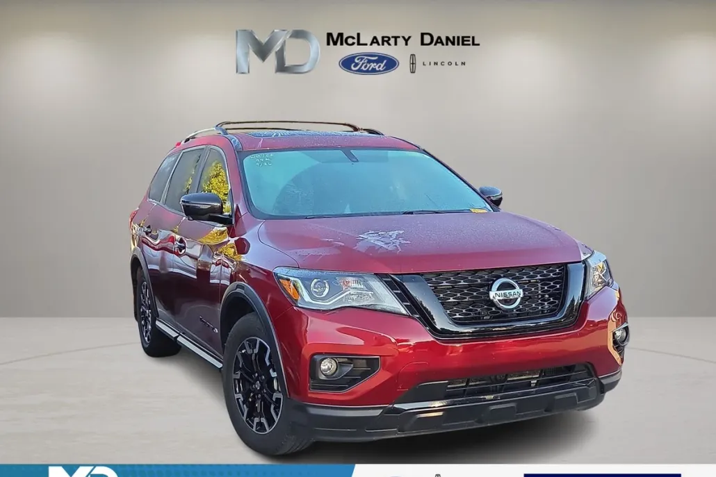 2020 Nissan Pathfinder SL photo 1