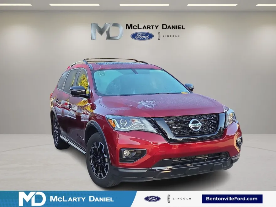2020 Nissan Pathfinder SL photo 1