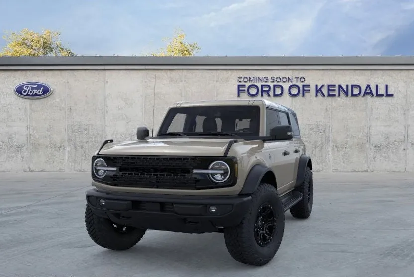 2025 Ford Bronco Outer Banks photo 1
