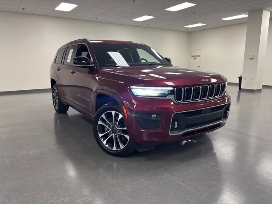 2021 Jeep Grand Cherokee Overland photo 1