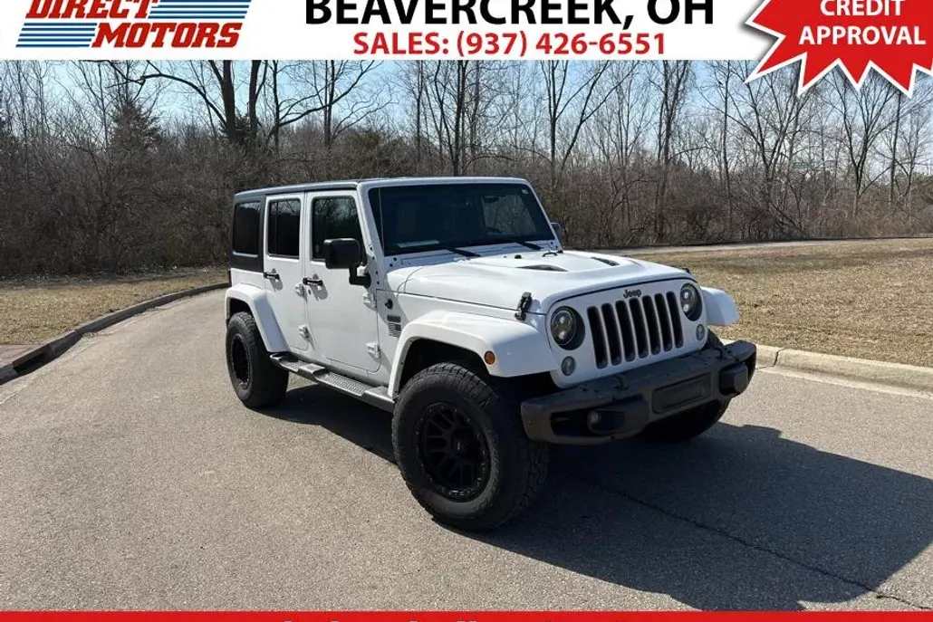 2016 Jeep Wrangler Unlimited Sahara photo 1