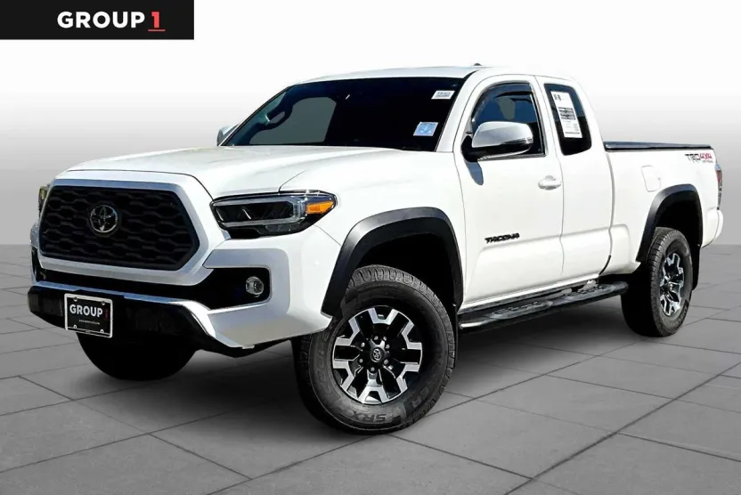 2021 Toyota Tacoma TRD Access Cab V6 photo 1