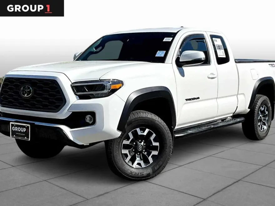 2021 Toyota Tacoma TRD Access Cab V6 photo 1