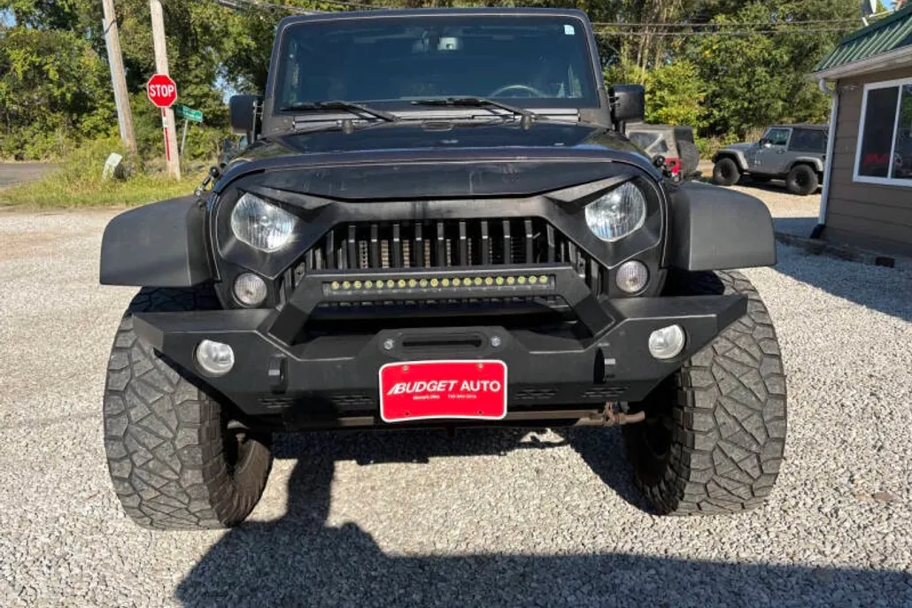 2016 Jeep Wrangler Unlimited Sport S photo 1