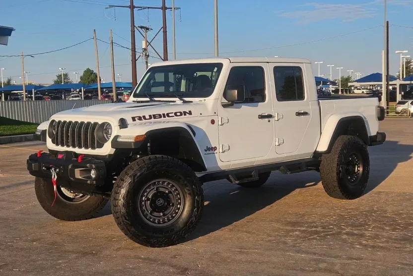 2025 Jeep Gladiator Rubicon photo 1