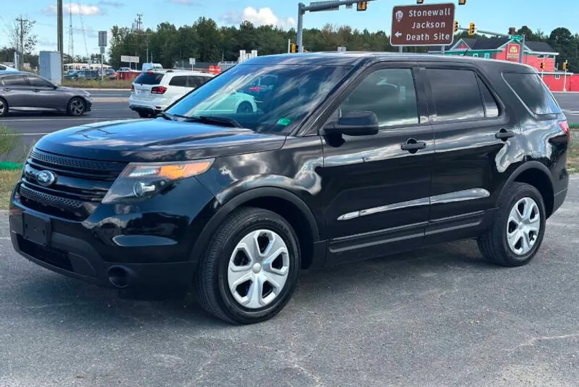 2015 Ford Explorer photo 1
