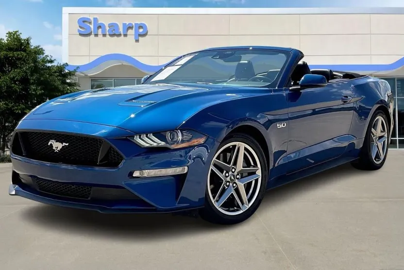 2022 Ford Mustang GT Premium photo 1