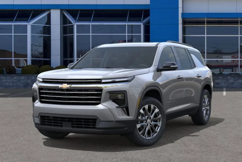 2026 Chevrolet Traverse photo 1