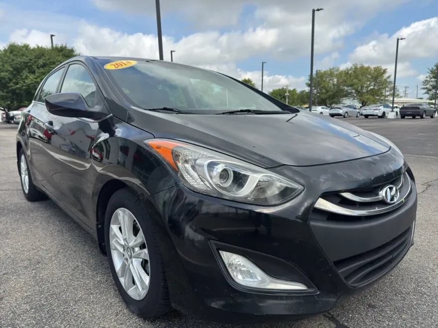 2014 Hyundai Elantra GT Base photo 1