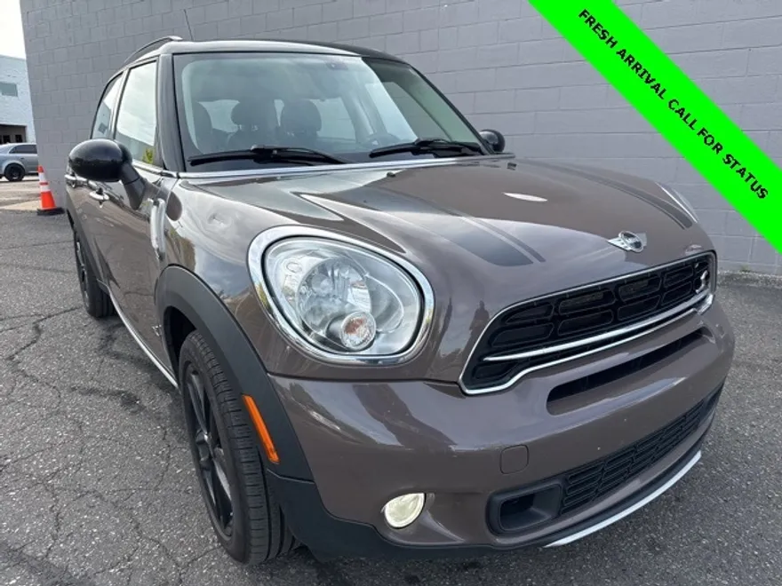2015 Mini Cooper S ALL4 photo 1