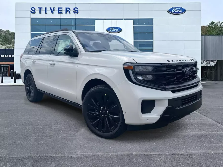 2025 Ford Expedition Platinum photo 1