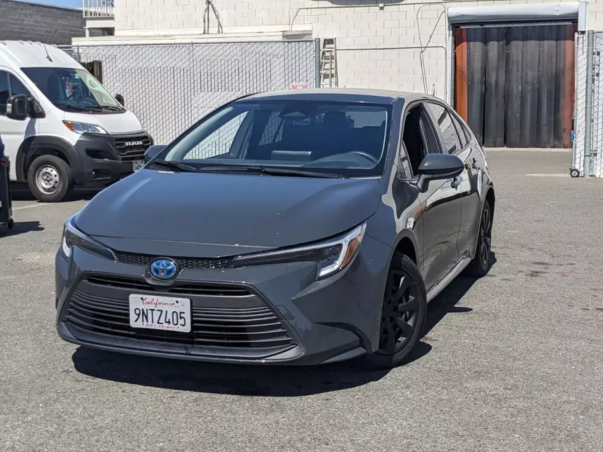 2024 Toyota Corolla Hybrid LE photo 1