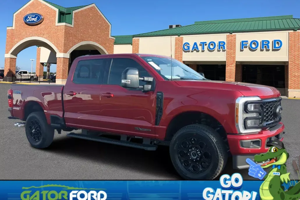 2025 Ford F-250 Lariat photo 1