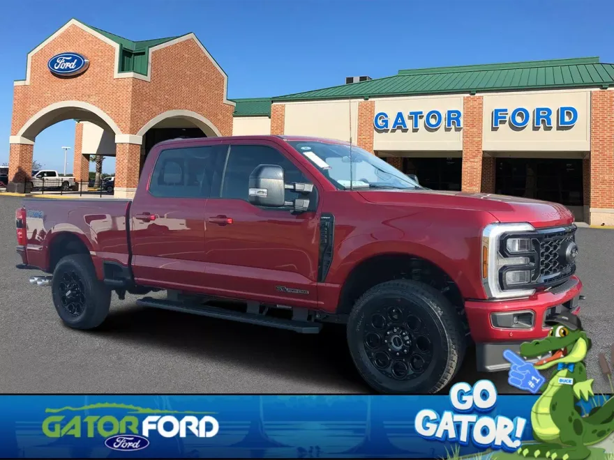 2025 Ford F-250 Lariat photo 1