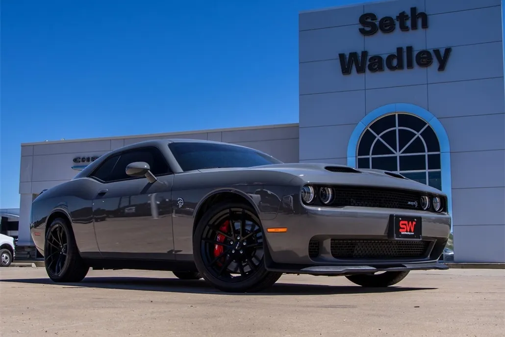2023 Dodge Challenger SRT8 Hellcat photo 1