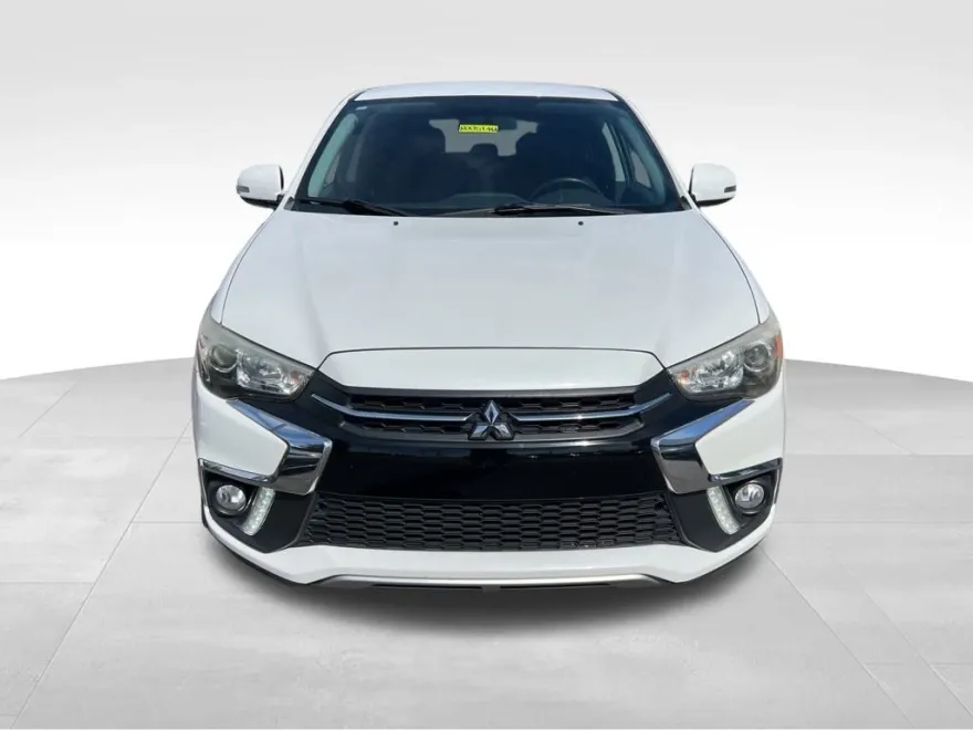 2019 Mitsubishi Outlander Sport SE photo 1