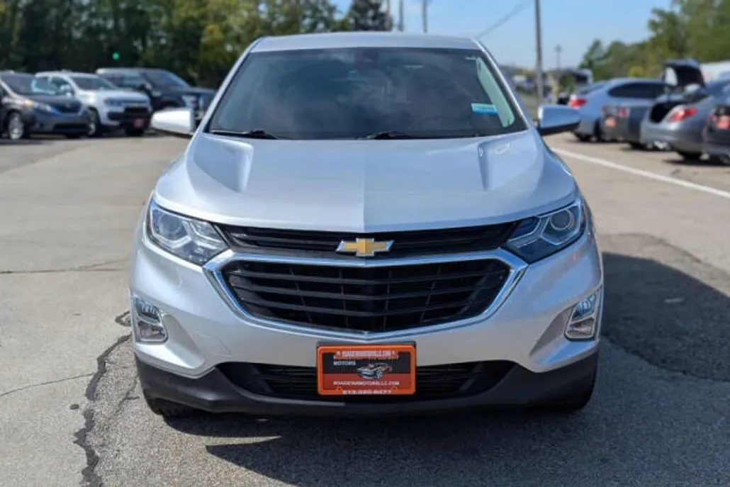 2021 Chevrolet Equinox LT photo 1