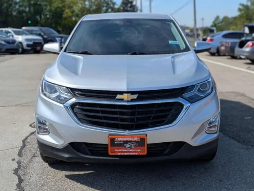 2021 Chevrolet Equinox LT photo 1
