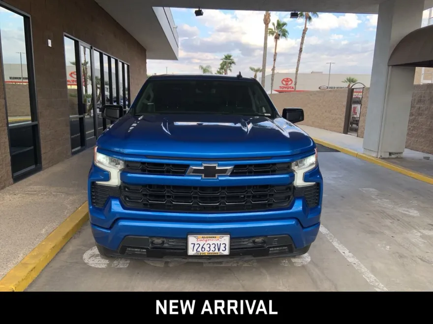 2023 Chevrolet Silverado 1500 RST photo 1