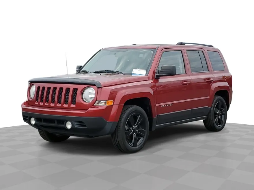2014 Jeep Patriot Latitude photo 1