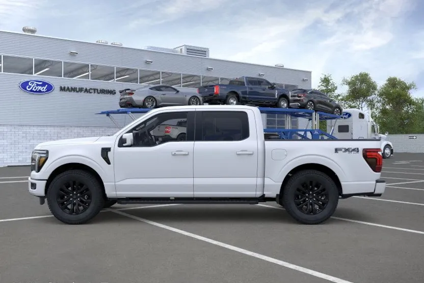 2025 Ford F-150 Lariat photo 1
