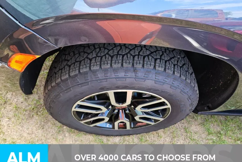 2021 Gmc Yukon AT4 photo 1