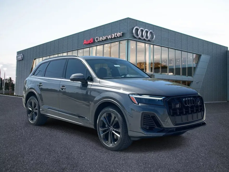 2025 Audi Q7 55 Premium Plus photo 1