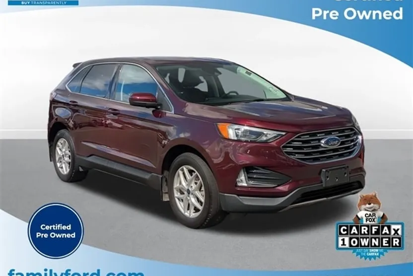 2022 Ford Edge SEL photo 1