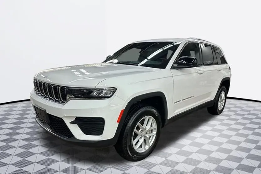 2024 Jeep Grand Cherokee Laredo X photo 1